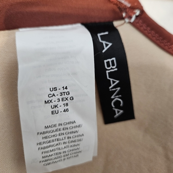 NWT‎ La Blanca Rust Twist Front Bandeau Bikini Top Size 14 Women's Q21 - Picture 7 of 9